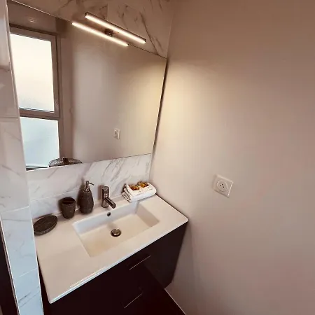 Le Perrault Elegance